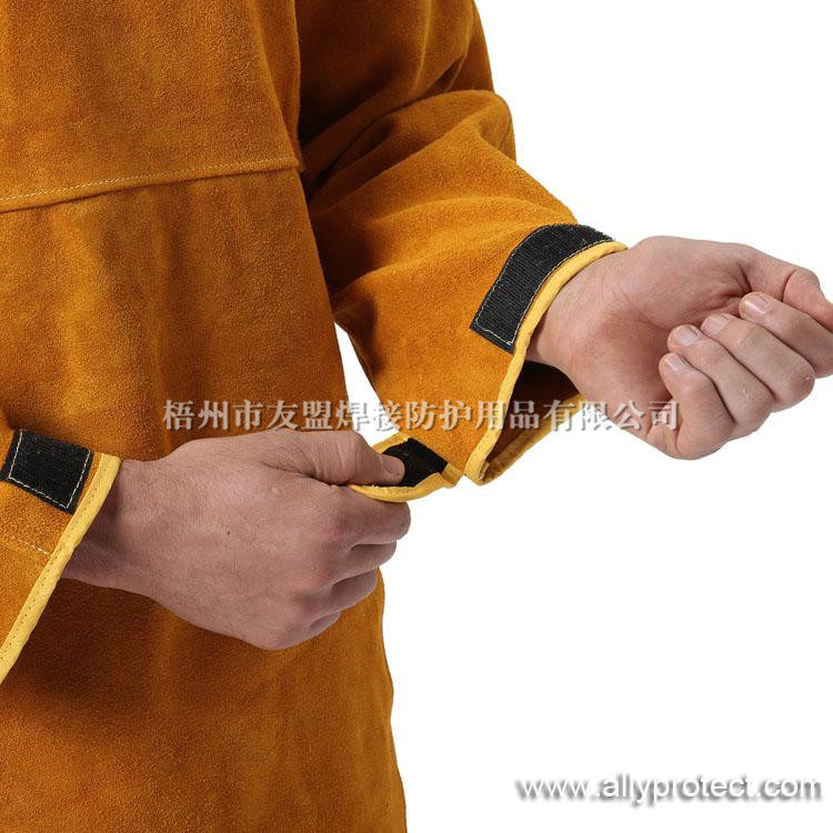 AP-8000 金黃色皮護胸帶領(lǐng)長袖圍裙