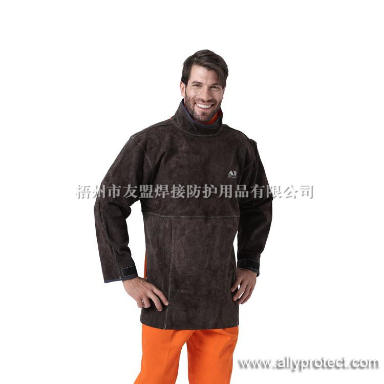 AP-8002 炭咖色皮護(hù)胸帶領(lǐng)長袖圍裙